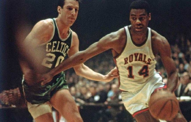 背后不仅仅 背后不仅仅